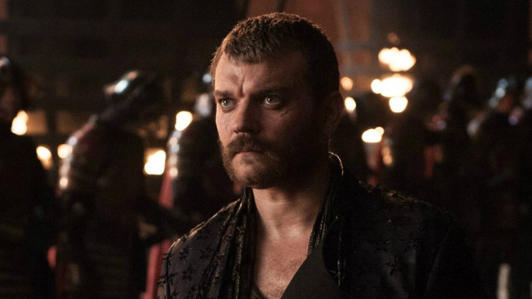 Pilou Asbaek